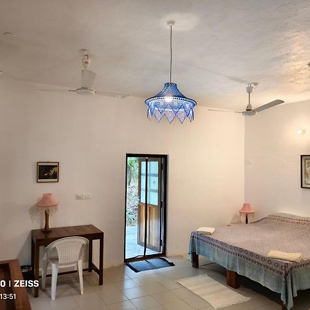 Isai Ambalam Guest House ปอนดิเชอรี ภายนอก รูปภาพ