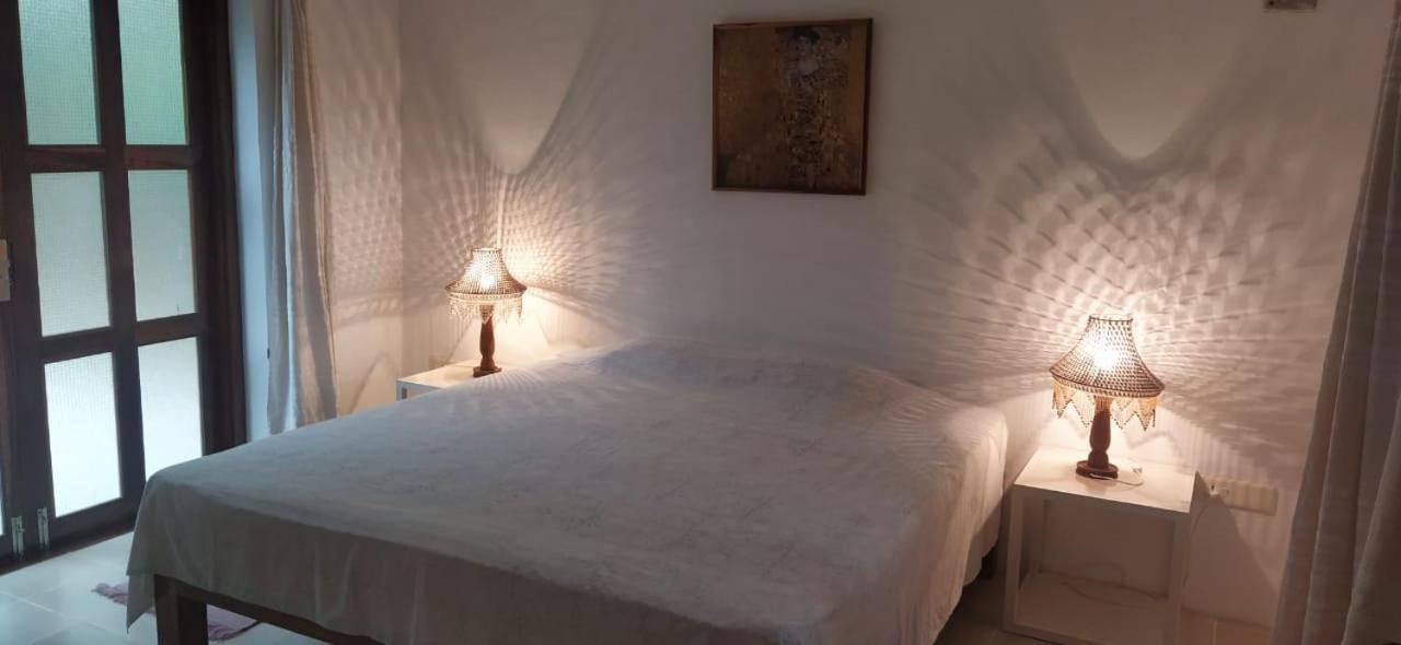 Isai Ambalam Guest House ปอนดิเชอรี ภายนอก รูปภาพ