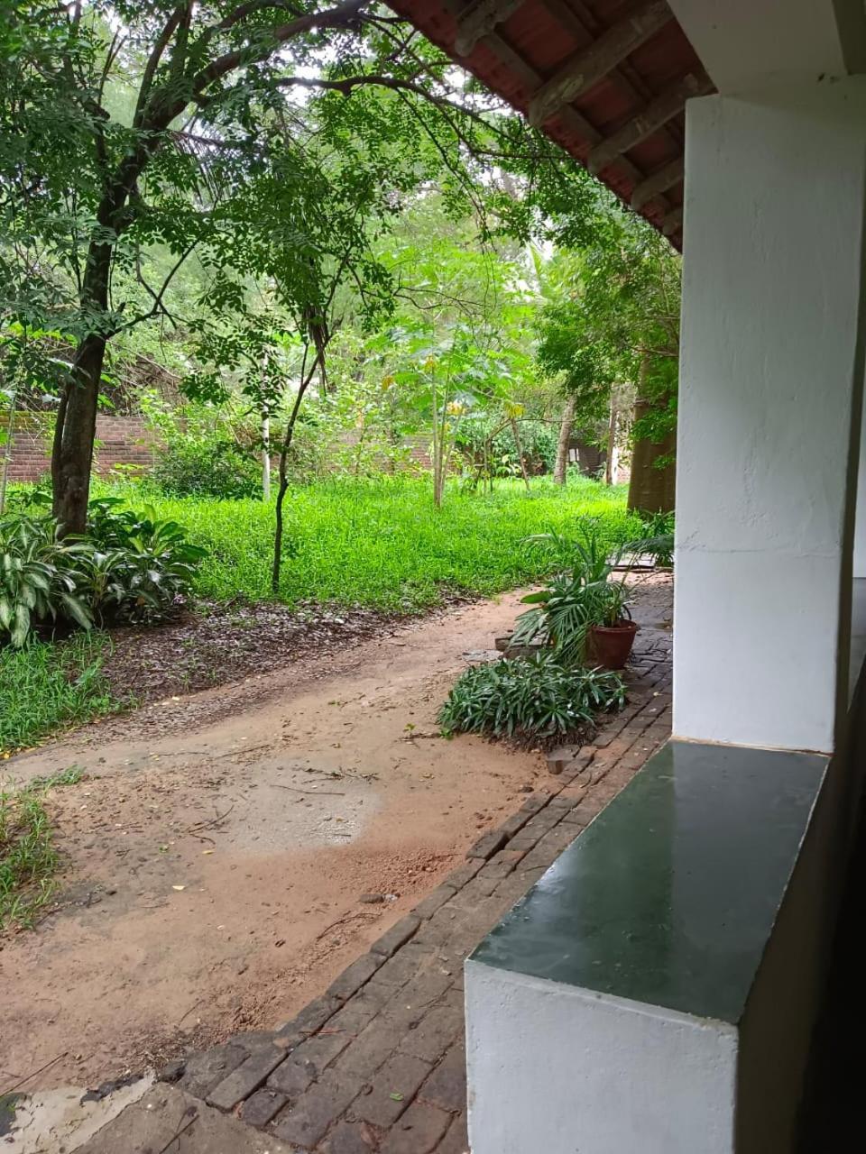 Isai Ambalam Guest House ปอนดิเชอรี ภายนอก รูปภาพ
