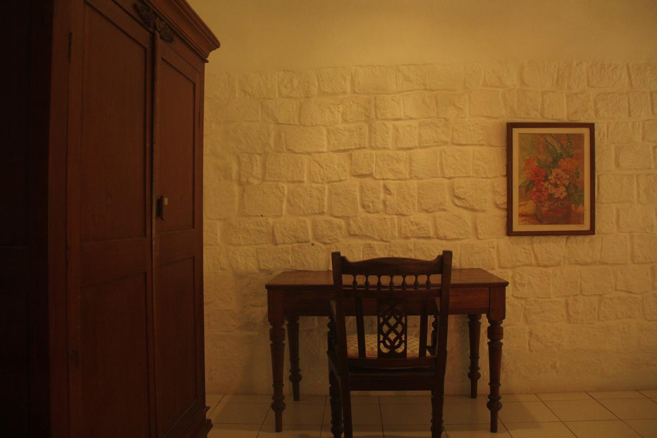 Isai Ambalam Guest House ปอนดิเชอรี ภายนอก รูปภาพ