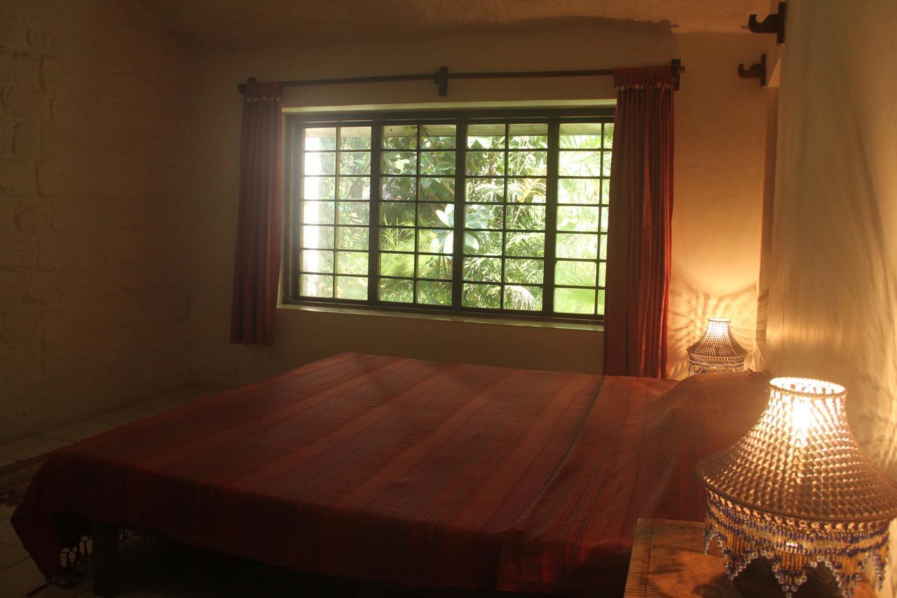 Isai Ambalam Guest House ปอนดิเชอรี ภายนอก รูปภาพ