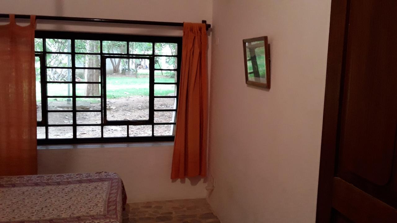 Isai Ambalam Guest House ปอนดิเชอรี ภายนอก รูปภาพ