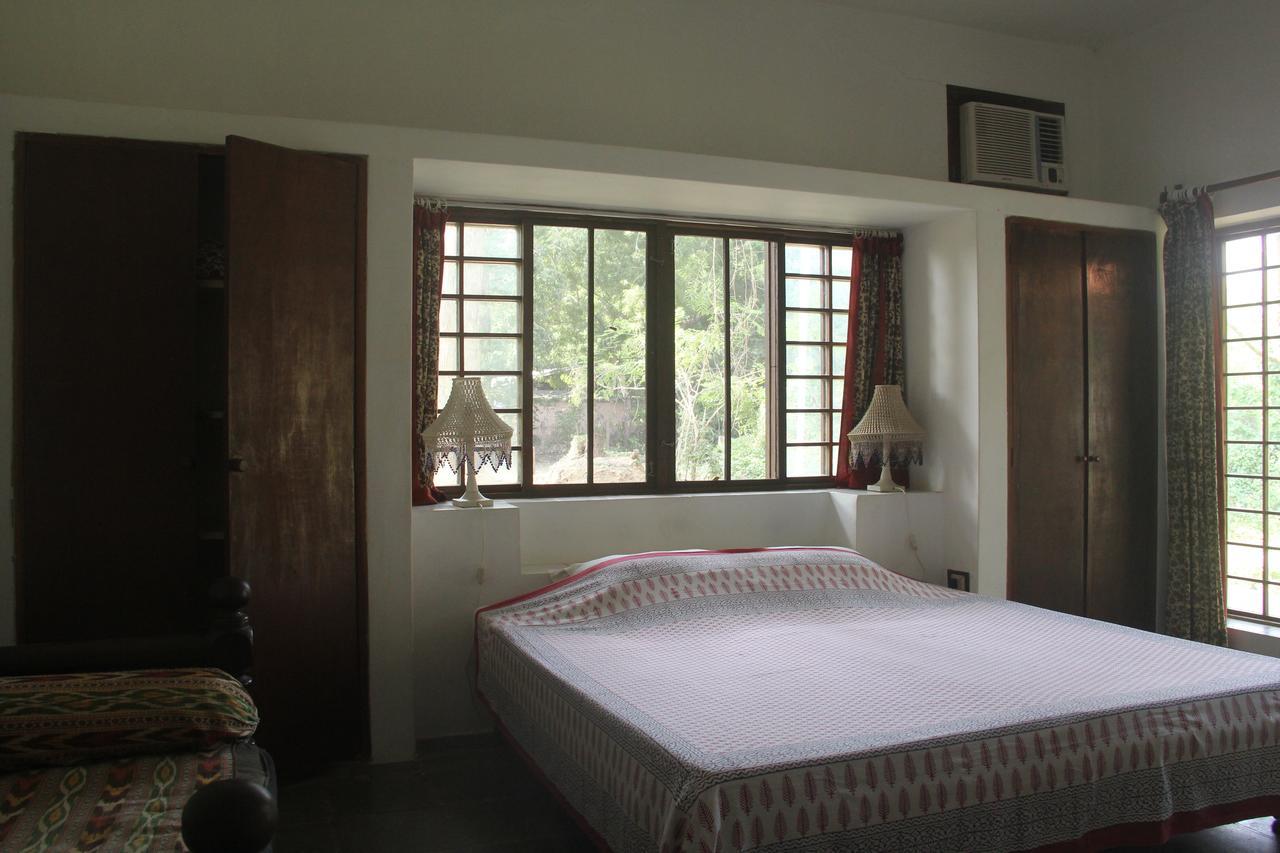 Isai Ambalam Guest House ปอนดิเชอรี ภายนอก รูปภาพ
