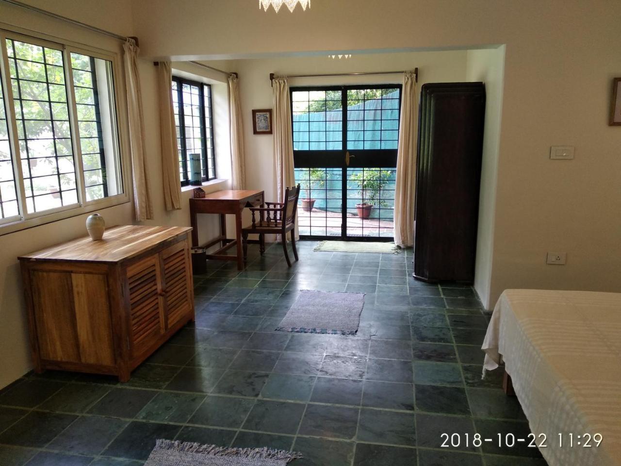 Isai Ambalam Guest House ปอนดิเชอรี ภายนอก รูปภาพ