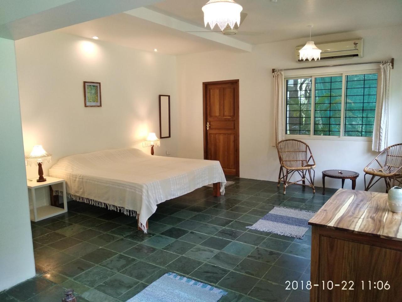 Isai Ambalam Guest House ปอนดิเชอรี ภายนอก รูปภาพ