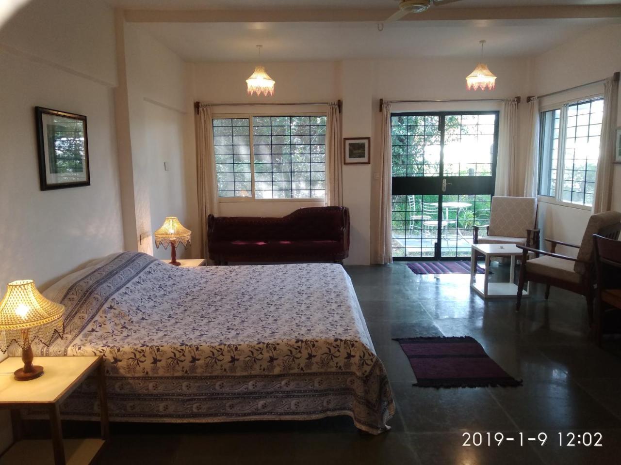 Isai Ambalam Guest House ปอนดิเชอรี ภายนอก รูปภาพ